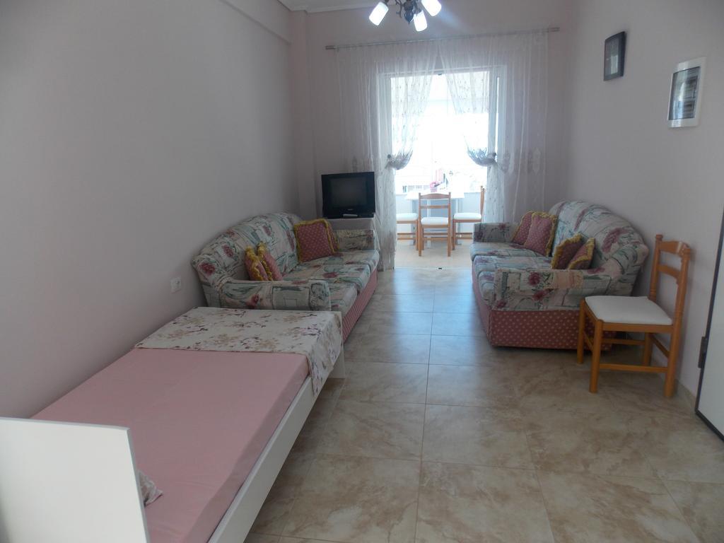Linda Home Саранда Екстер'єр фото